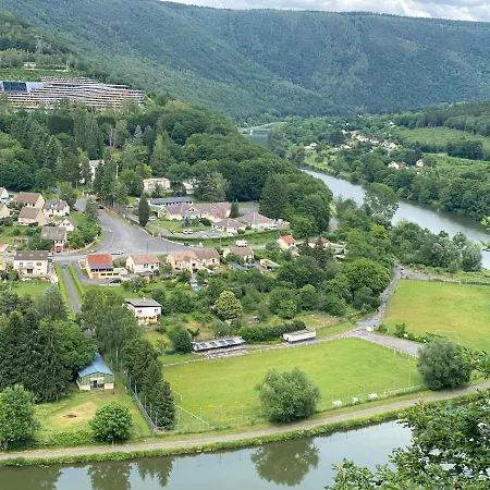 Le Huit